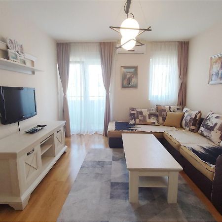 City Point Apartment Podgorica Esterno foto