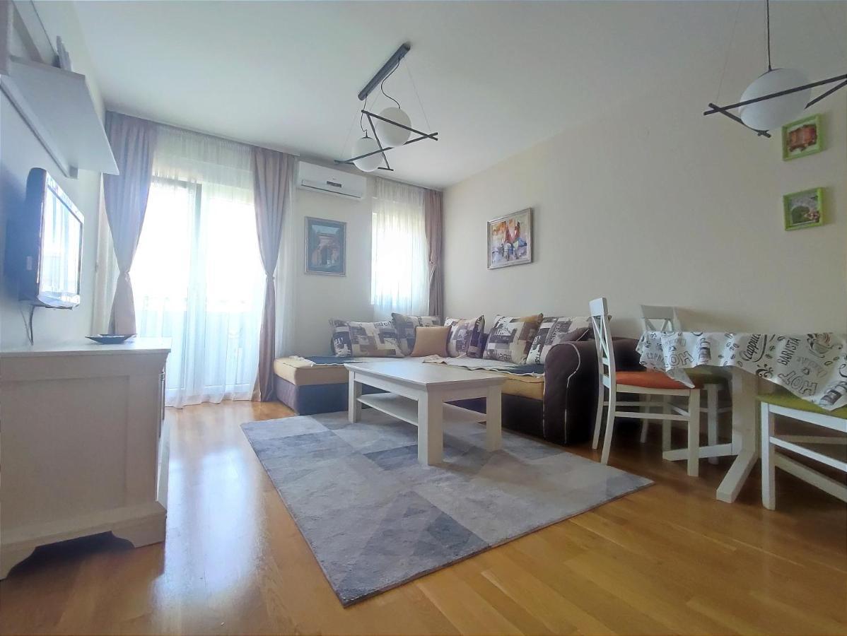 City Point Apartment Podgorica Esterno foto